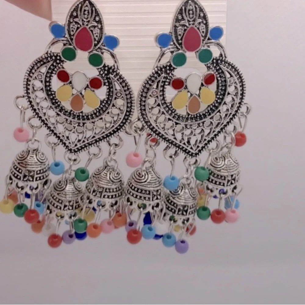 Beautiful Dangle Earrings With Bells - Picture 2 of 2